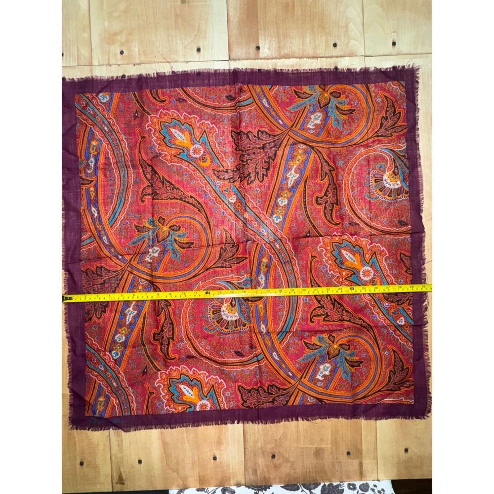 Anne Klein Vintage Paisley Square Scarf Red Purple Wool Blend Fringed 30x30‎